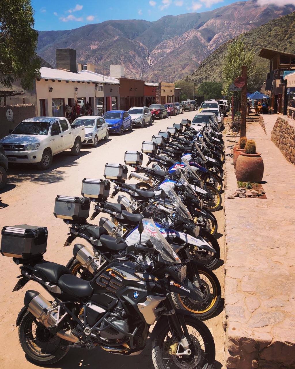Motos big trail em tour