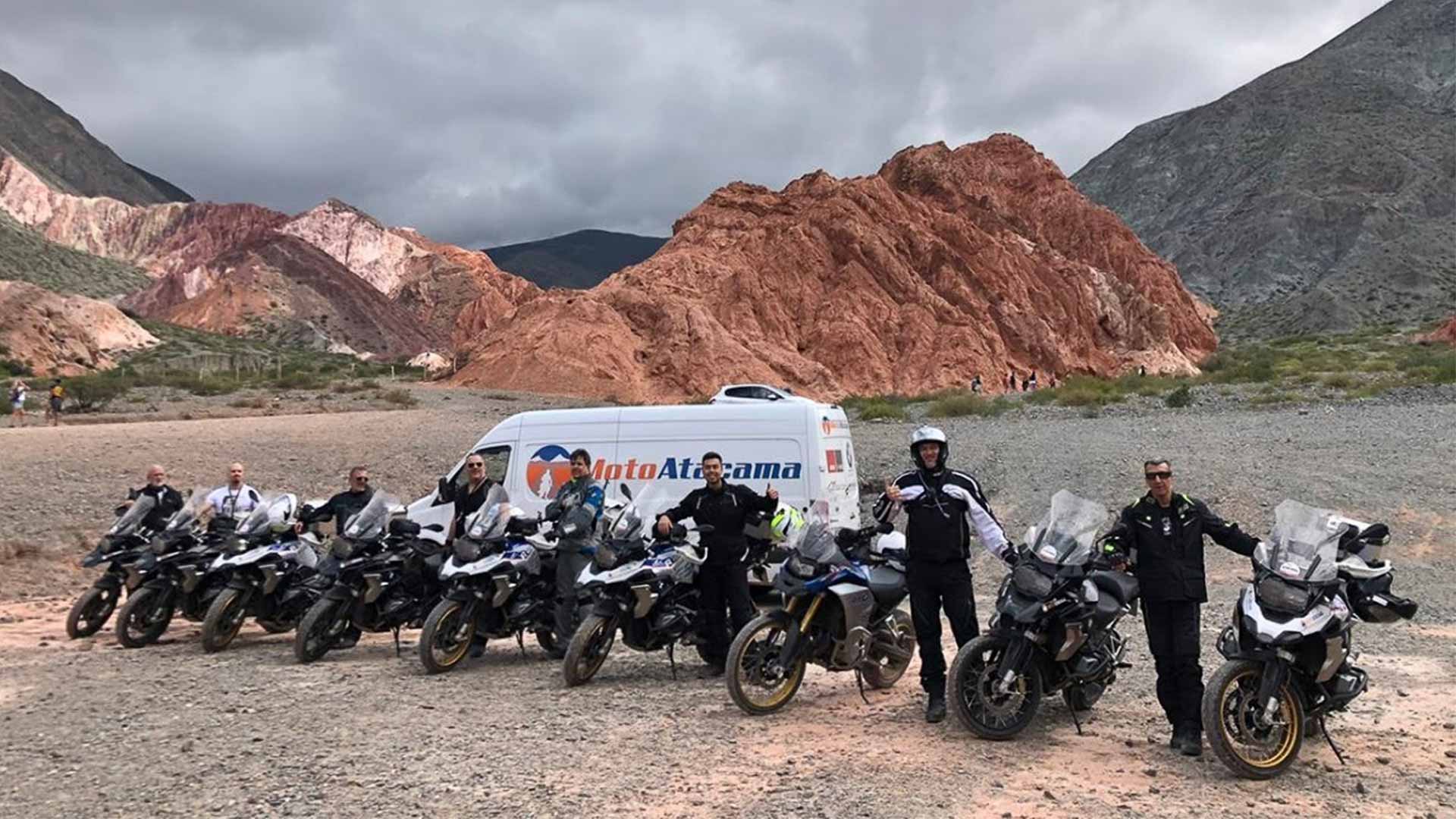 Como funcionam os tours guiados da MotoAtacama?
